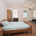 Elegant Mansion With Pool Semesterbostad Loulé