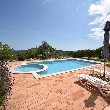 Elegant Loule Mansion With Pool Ferienhaus Loulé