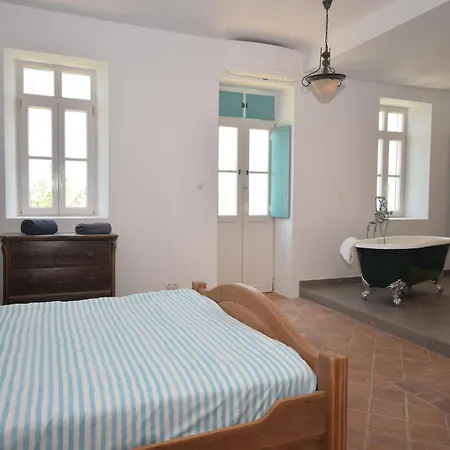 Elegant Loule Mansion With Pool Holiday home *